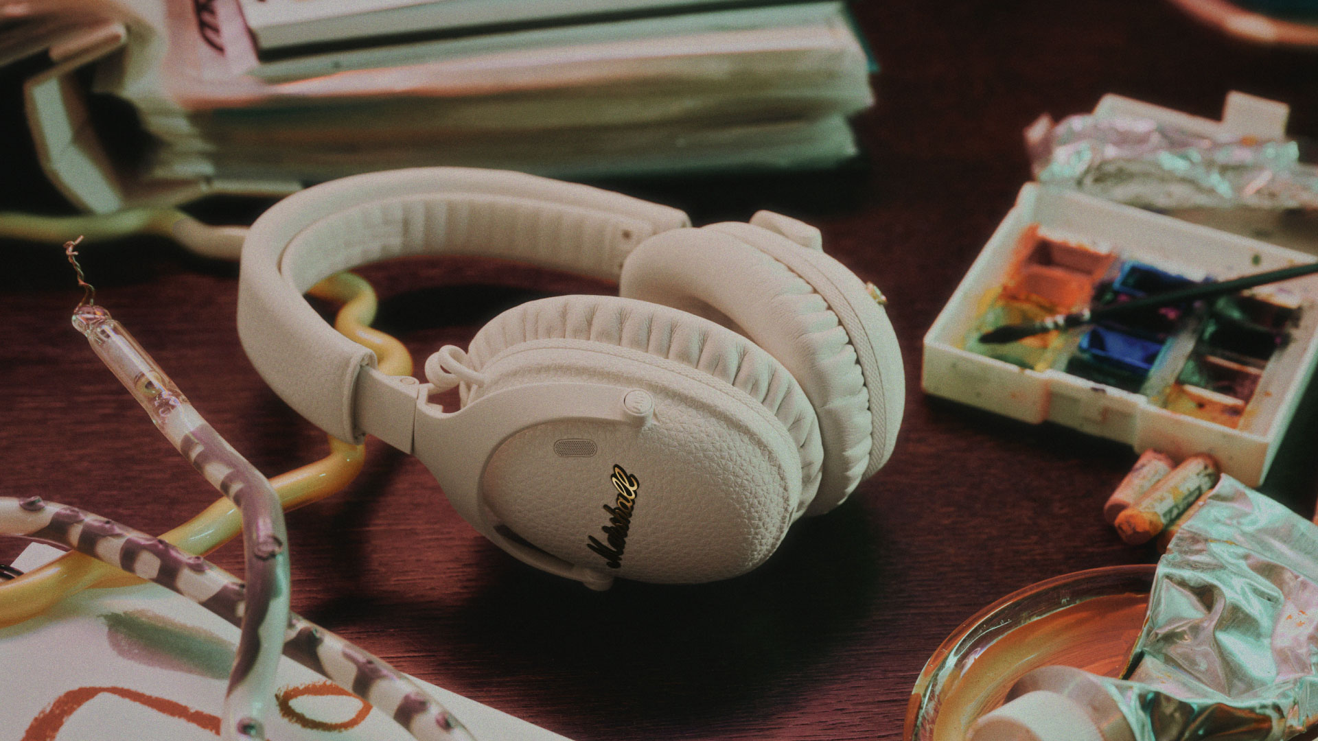 經典再進化!旗艦 Monitor III A.N.C. 奶油白新色優雅登場,定義搖滾新美學