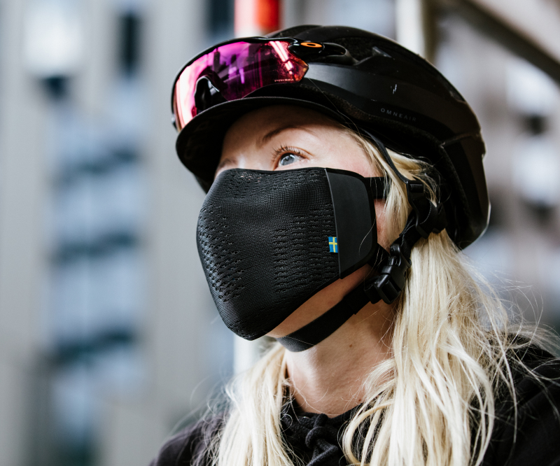 我們的Air mask active 提供絕佳的透氣性、舒適性、防護力，  可以在配戴口罩情況下盡情活動身體，無須擔心影響呼吸。
